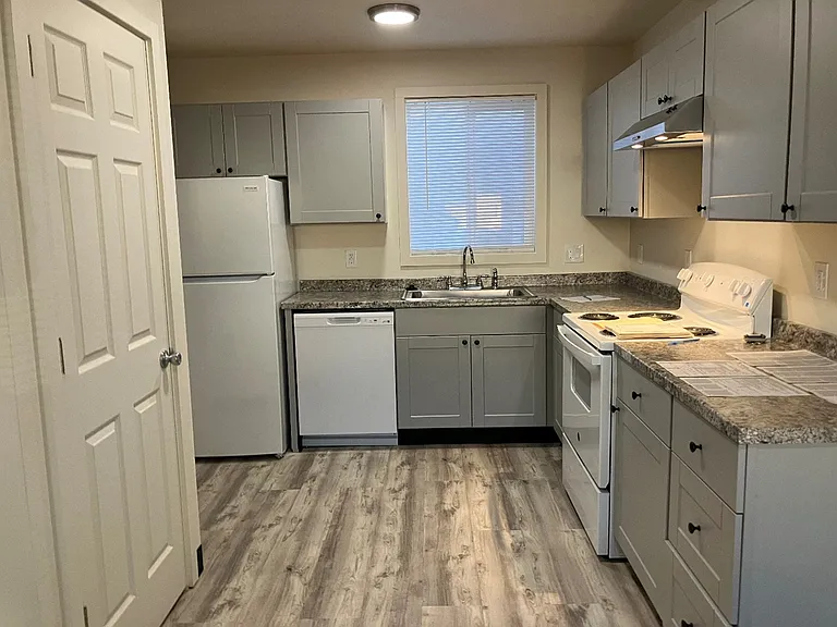 10903 SE Bush St #10919 — Photo 1