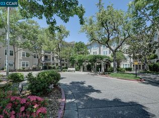 1860 Tice Creek Dr APT 1104, Walnut Creek, CA 94595