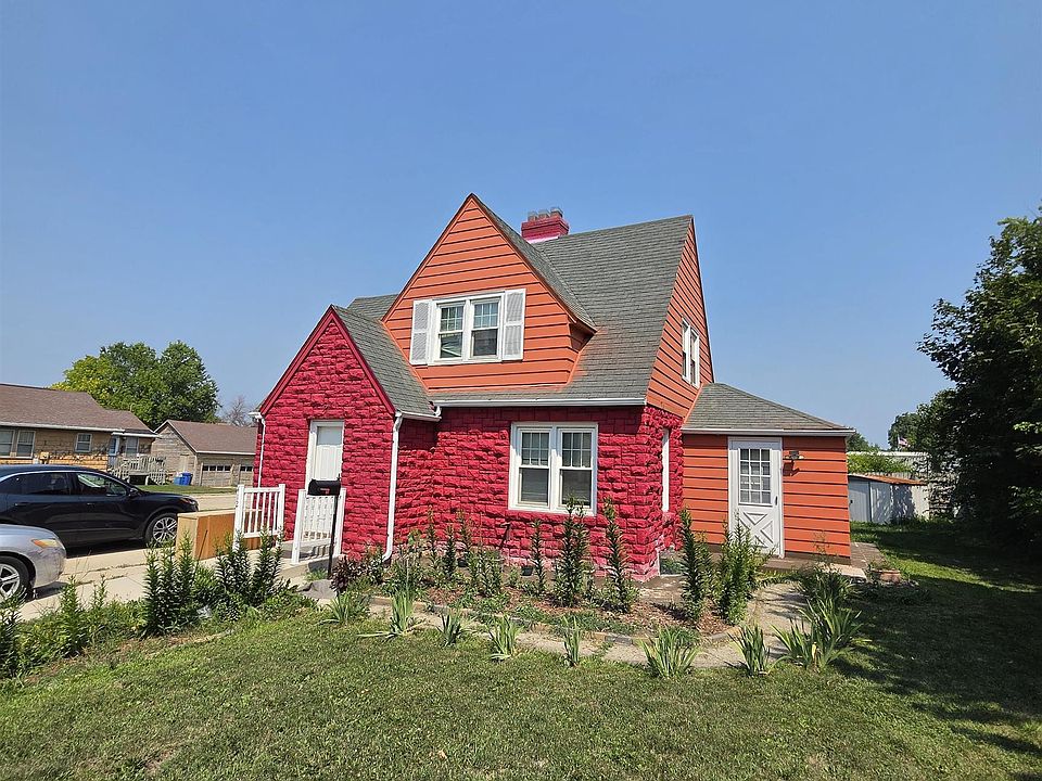1st image of 412 N Phillips St