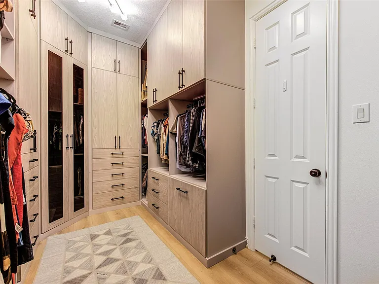 14510 Tivoli Dr — Photo 27