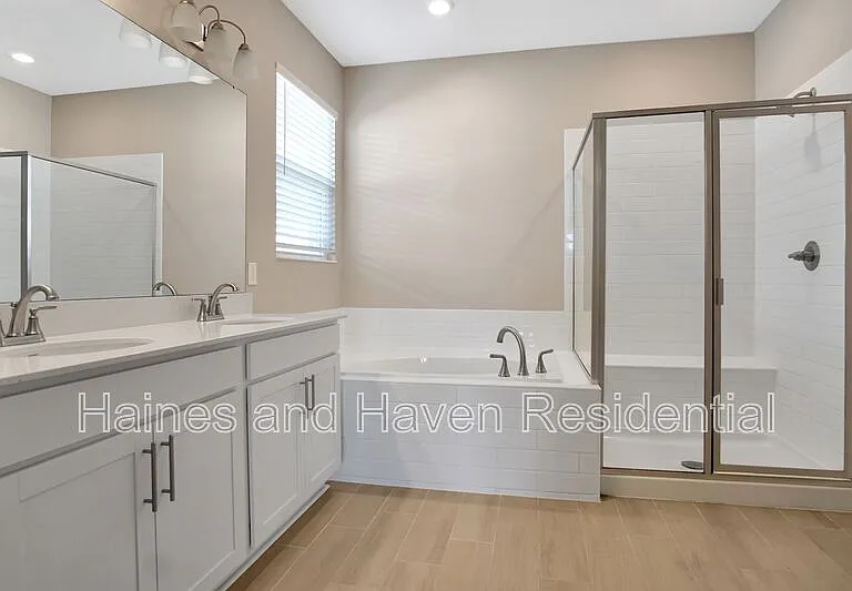3324 Chicory Ct — Photo 18