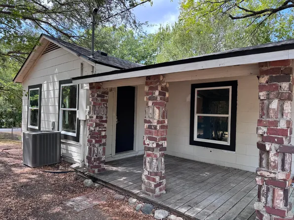 638 Sardis Rd, Midlothian, TX 76065