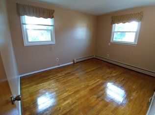179 N Wyoming Ave, Massapequa, NY 11758