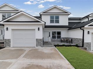 115 E 3rd St, Lawson, MO 64062