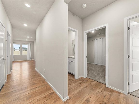 5th image of 10424 W Duckhook Rd