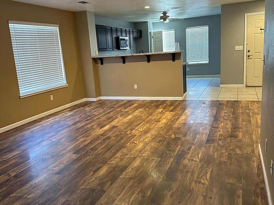 2nd image of 408 Peregrine Dr