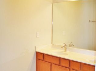 6901 Woody Vine Dr, Jacksonville, FL 32258