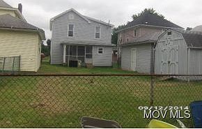 2nd image of 2307 Oak St
