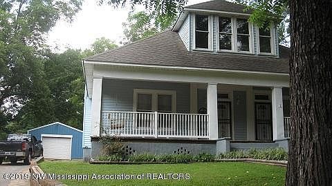2nd image of 204 S Randolph St