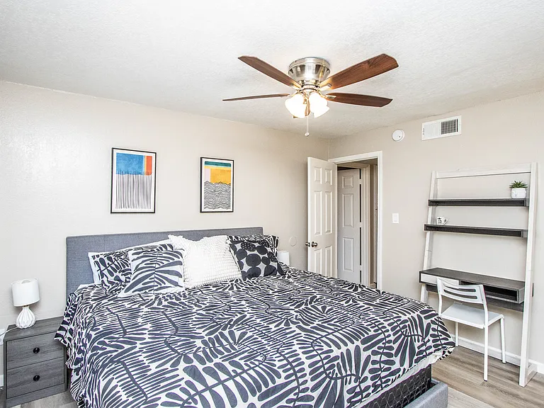3402 N 32nd St #133 — Photo 16