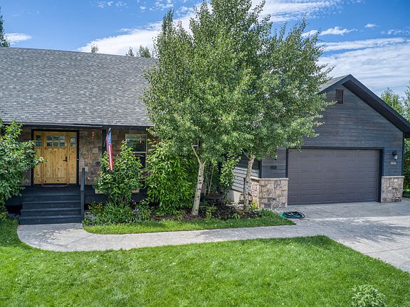 2nd image of 8866 Settlement Dr
