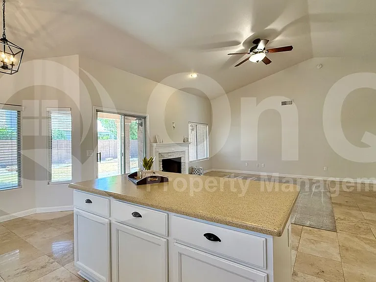 682 N Butte Ave — Photo 20