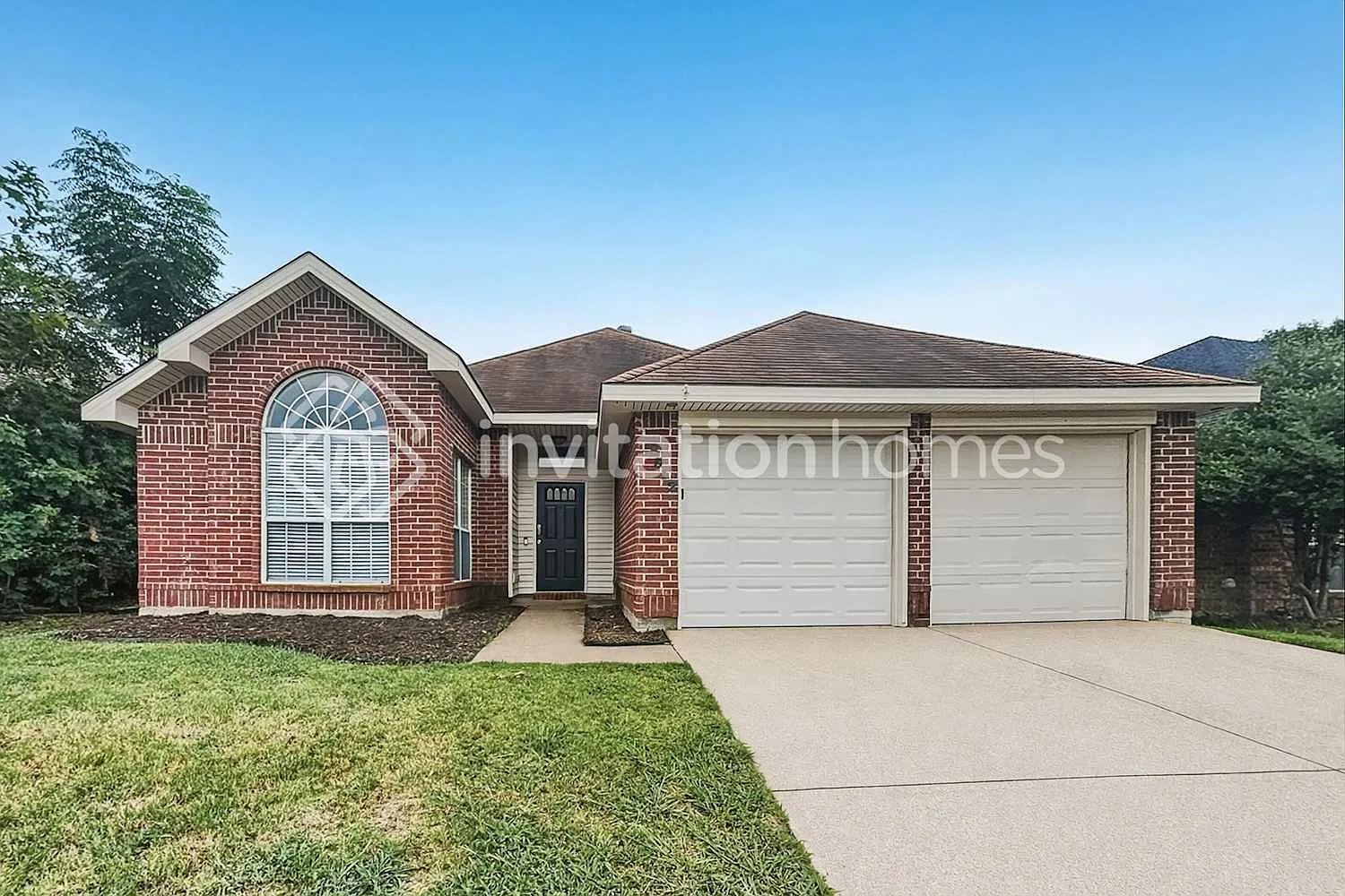8512 Sabinas Trl Fort Worth, TX 76118 — Photo 1