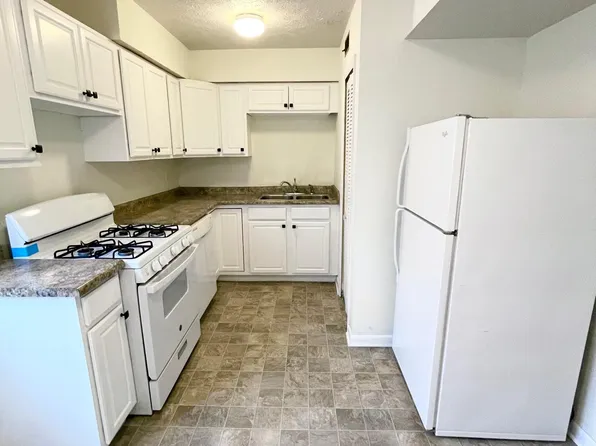 135 E Maynard Ave, Columbus, OH 43202