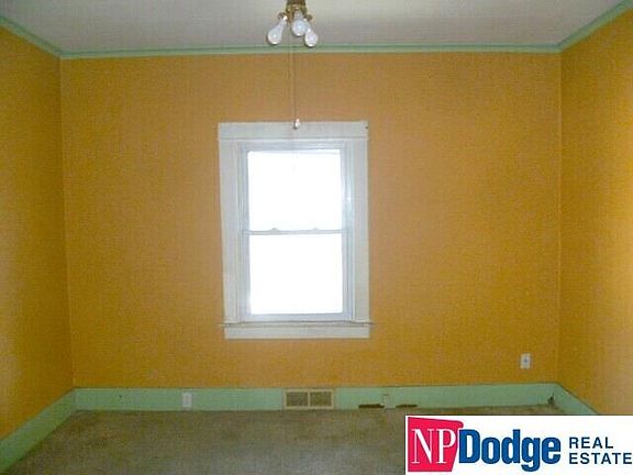 5th image of 4031 Spencer St