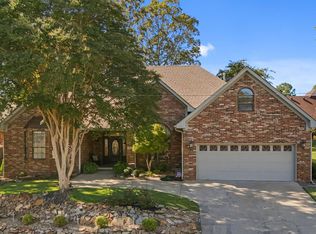 8005 Toltec Dr, N Little Rock, AR 72116