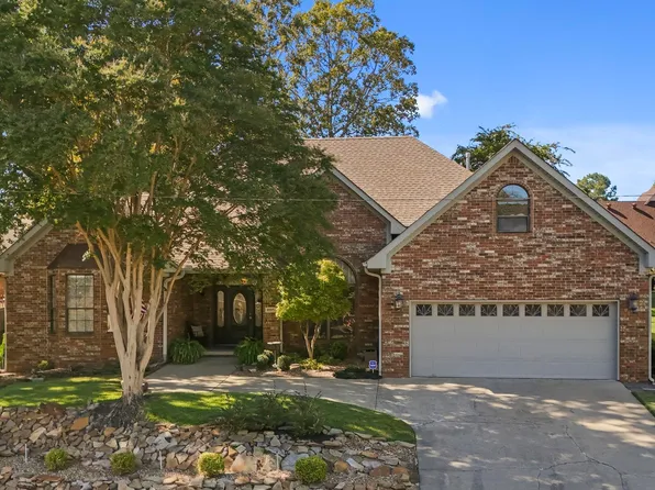 8005 Toltec Dr, N Little Rock, AR 72116