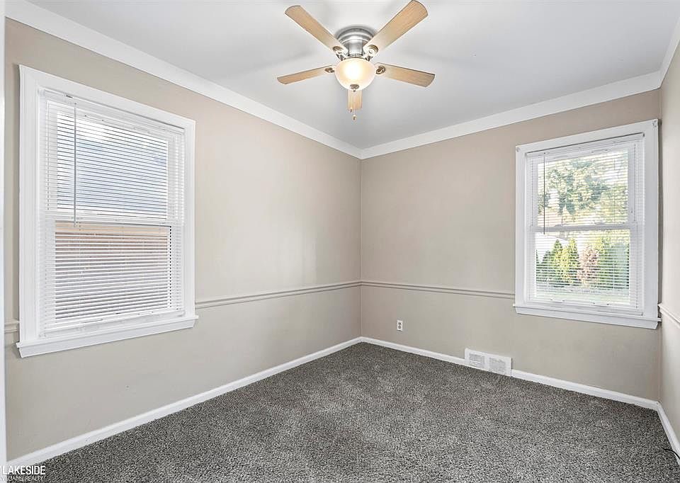 8105 Mckinley St, photo 11