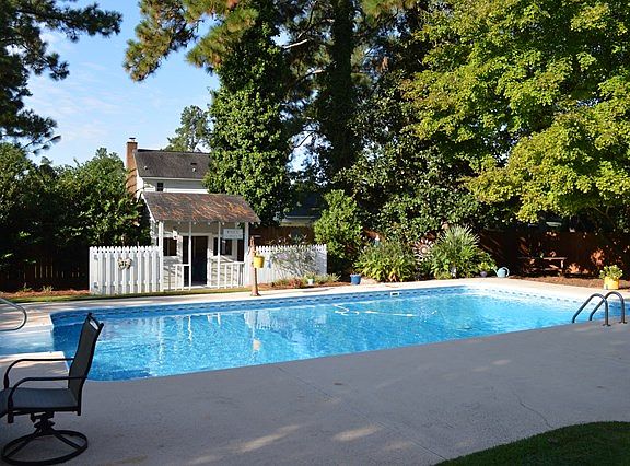 4th image of 1937 Cottonwood Dr