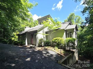 124 Cardinal Rd, Lake Lure, NC 28746
