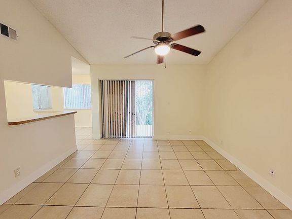 3rd image of 5654 Rock Island Rd #231-1