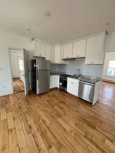 11 Wright St #3 Photo 1
