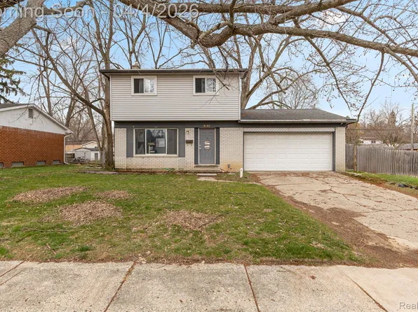 8781 Nottingham Dr, Ypsilanti, MI 48198