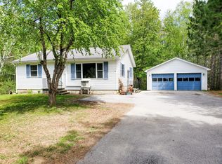 172 Mayo Rd, Hampden, ME 04444