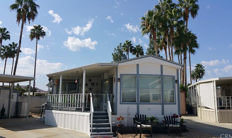 1st image of 1295 S Cawston Ave Space 10