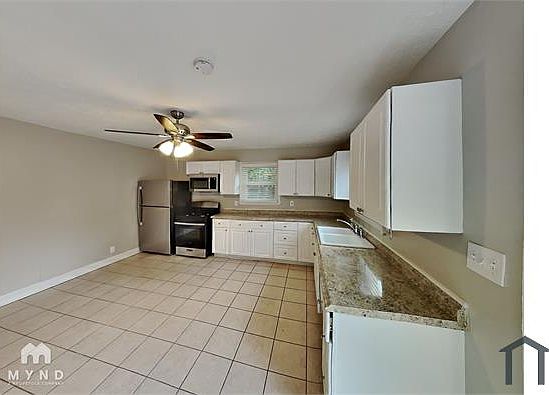 3rd image of 3821 Rex Cir