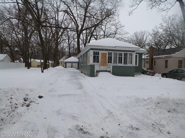 1st image of 2817 Roy Ave