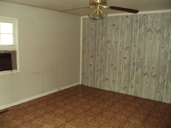 3rd image of 3700 Barbarosa Dr