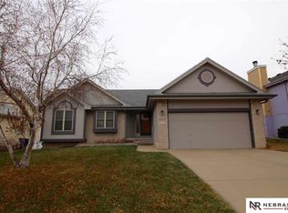 8334 Wyoming St, Omaha, NE 68122