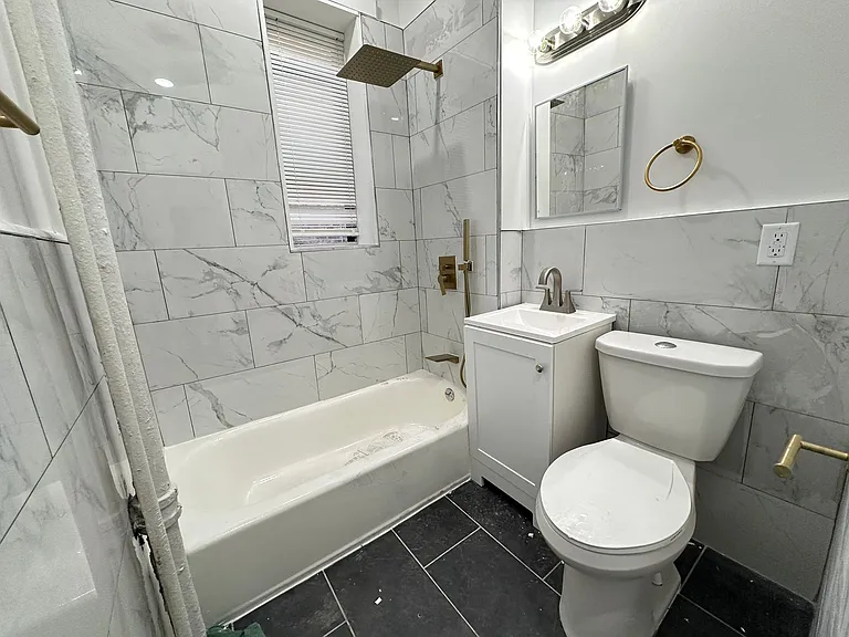 639-41 Bergen Ave #46 — Photo 11