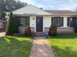 1895 Welwyn Ave, Des Plaines, IL 60018