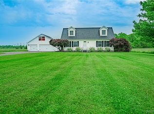 5835 Bowmiller Rd, Lockport, NY 14094