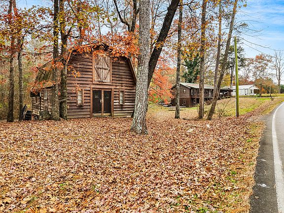 3rd image of 562 Gordy Cir