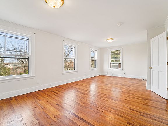 3rd image of 19 Hillside Ave #2