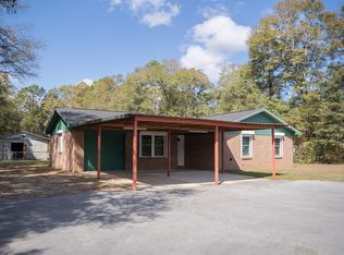 4868 Griffith Mill Rd, Holt, FL 32564