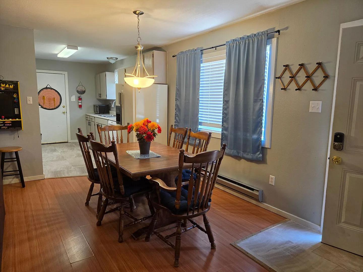 Two Bedroom Home With Views! — Photo 3