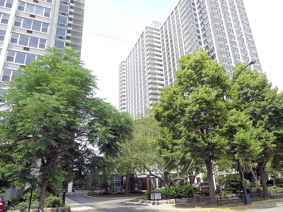1st image of 4250 N Marine Dr APT 1727