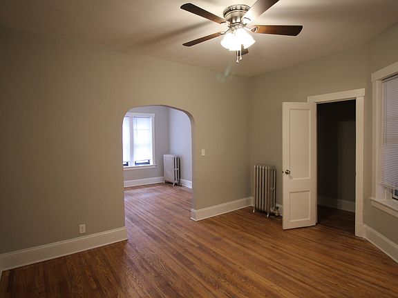 4th image of 4407 N Lacrosse Ave #1F