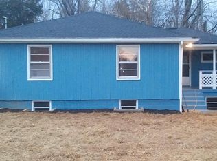 104 Cutters Ln, Clinton, TN 37716