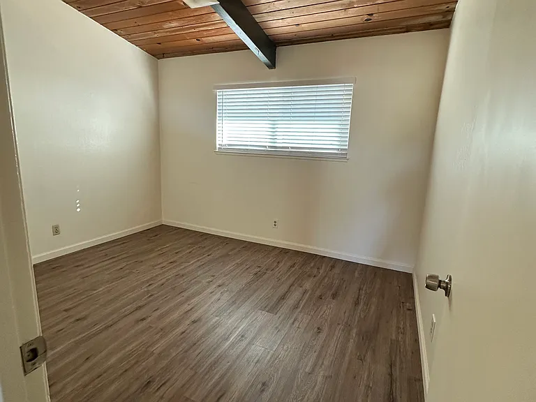 137 Maher Ct #137 — Photo 8