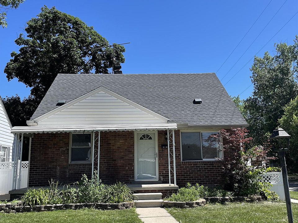1st image of 2204 Oceana St