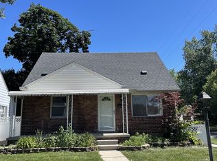 2204 Oceana St, Lincoln Park, MI 48146