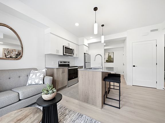 4th image of 31 Mill St #34