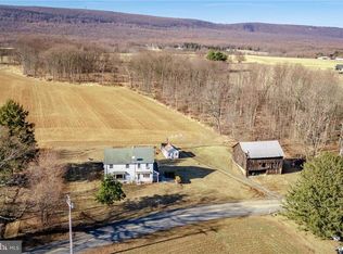 7489 Springhouse Rd, New Tripoli, PA 18066