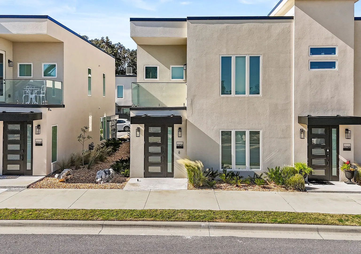Exclusive Townhome in The Vue at Celebration Pointe — Photo 4