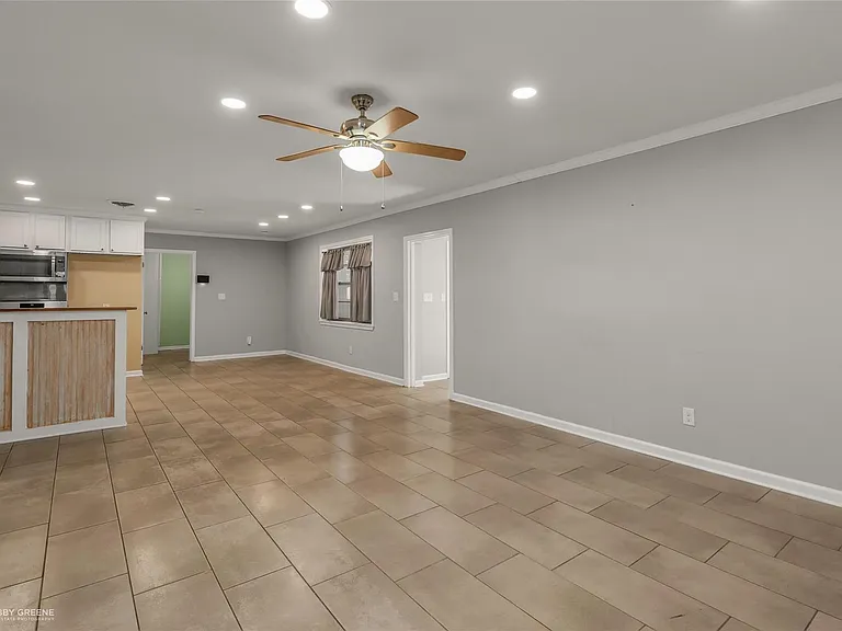 9346 Shartel Dr — Photo 15